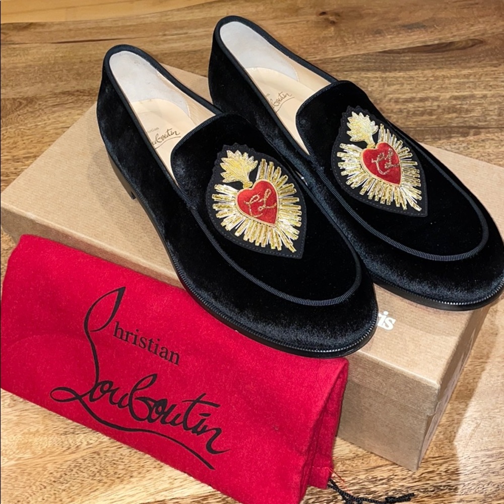 Christian Louboutin Perou Corazon Velvet Loafer